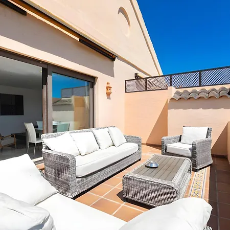Exclusivo Atico Con Esplendidas Vistas Al Mar *