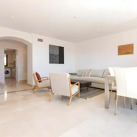 Exclusivo Atico Con Esplendidas Vistas Al Mar * Estepona
